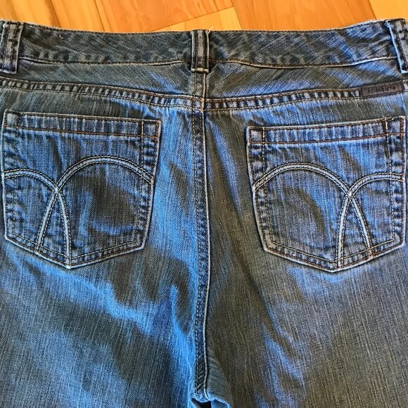 Liz Claiborne Bootcut Jeans w/Leather Quilted Buttons, Vintage 90s, Size 10 - Picture 6 of 12